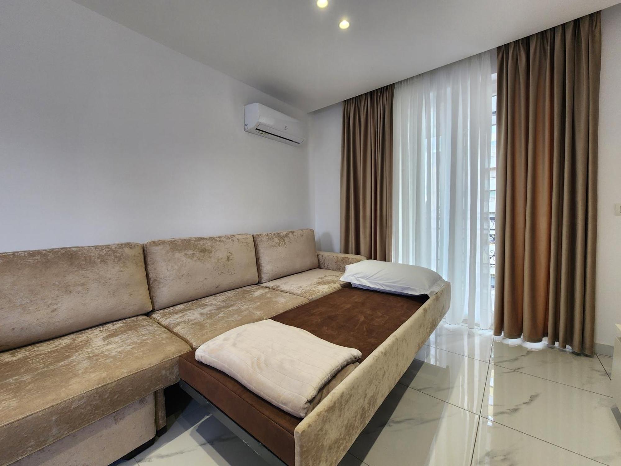 Center Penthouse Oasis Apartment *